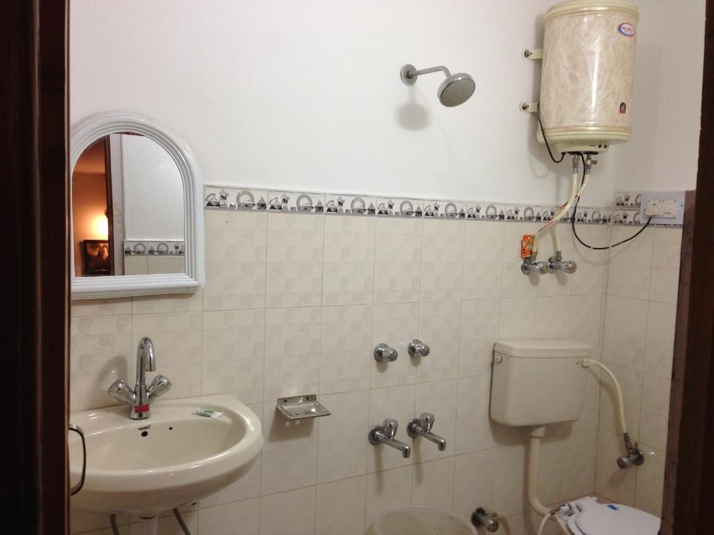 Akash Hills Hotel Manāli Chambre photo